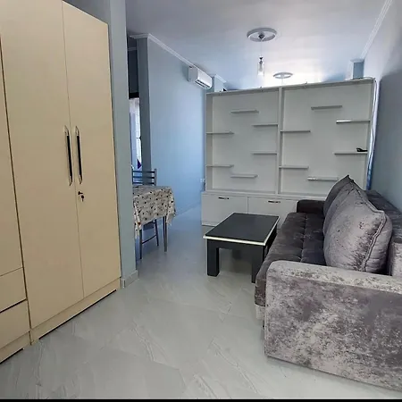 M&l Casa rural Golem (Tirana)