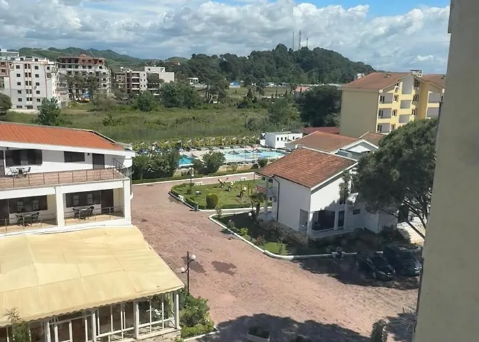 Casa rural M&l Golem (Tirana)