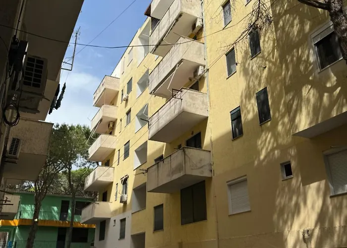M&l Casa rural Golem (Tirana)